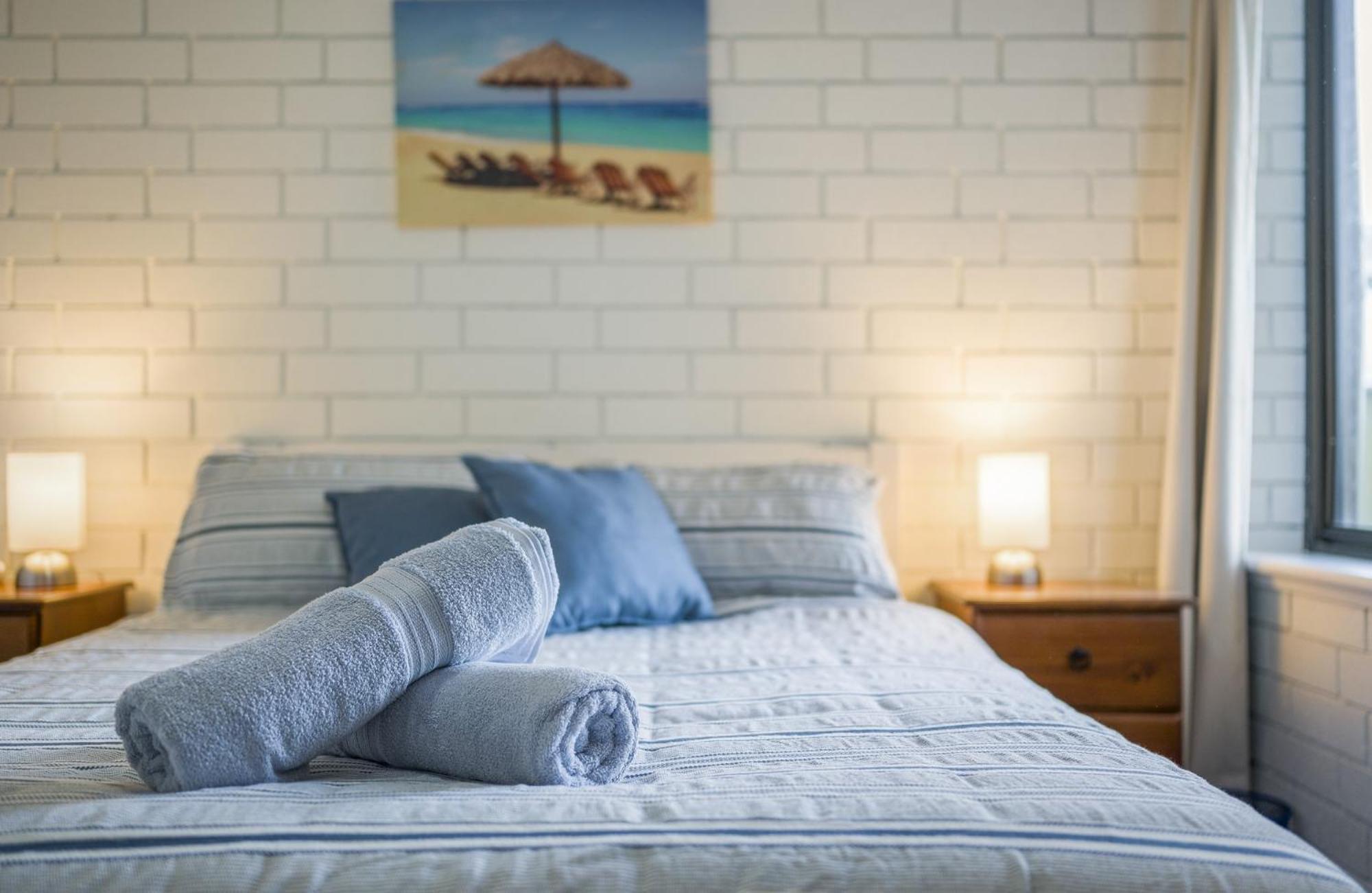 Sun & Surf Aldinga Beach Apartment Luaran gambar