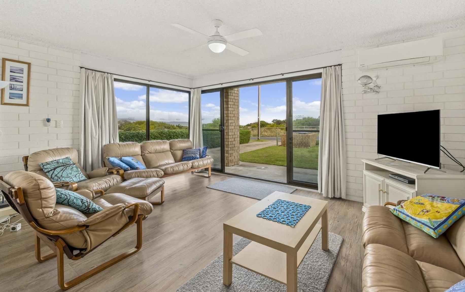 Sun & Surf Aldinga Beach Apartment Luaran gambar